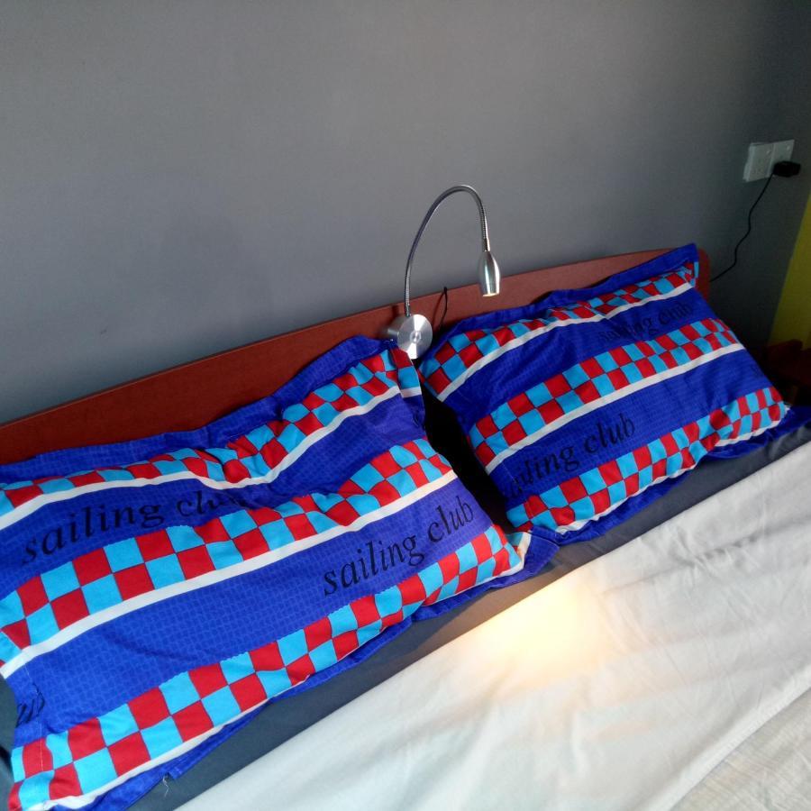 This Is It Airport Hotel And Restaurant Negombo Exteriör bild