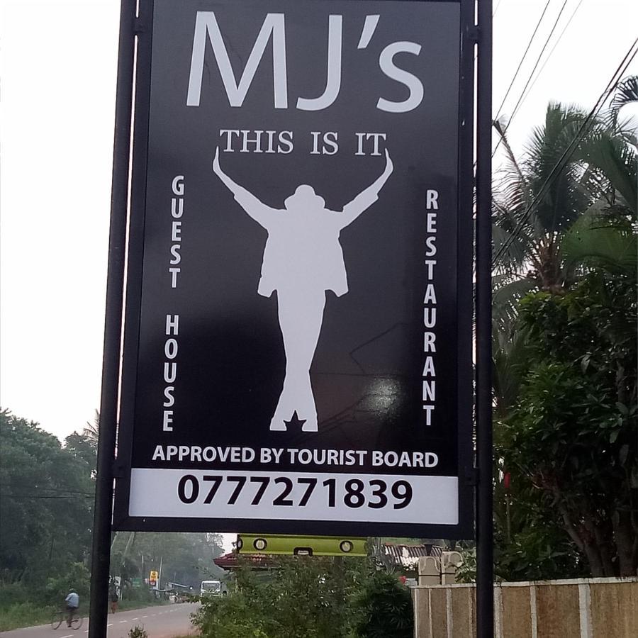This Is It Airport Hotel And Restaurant Negombo Exteriör bild