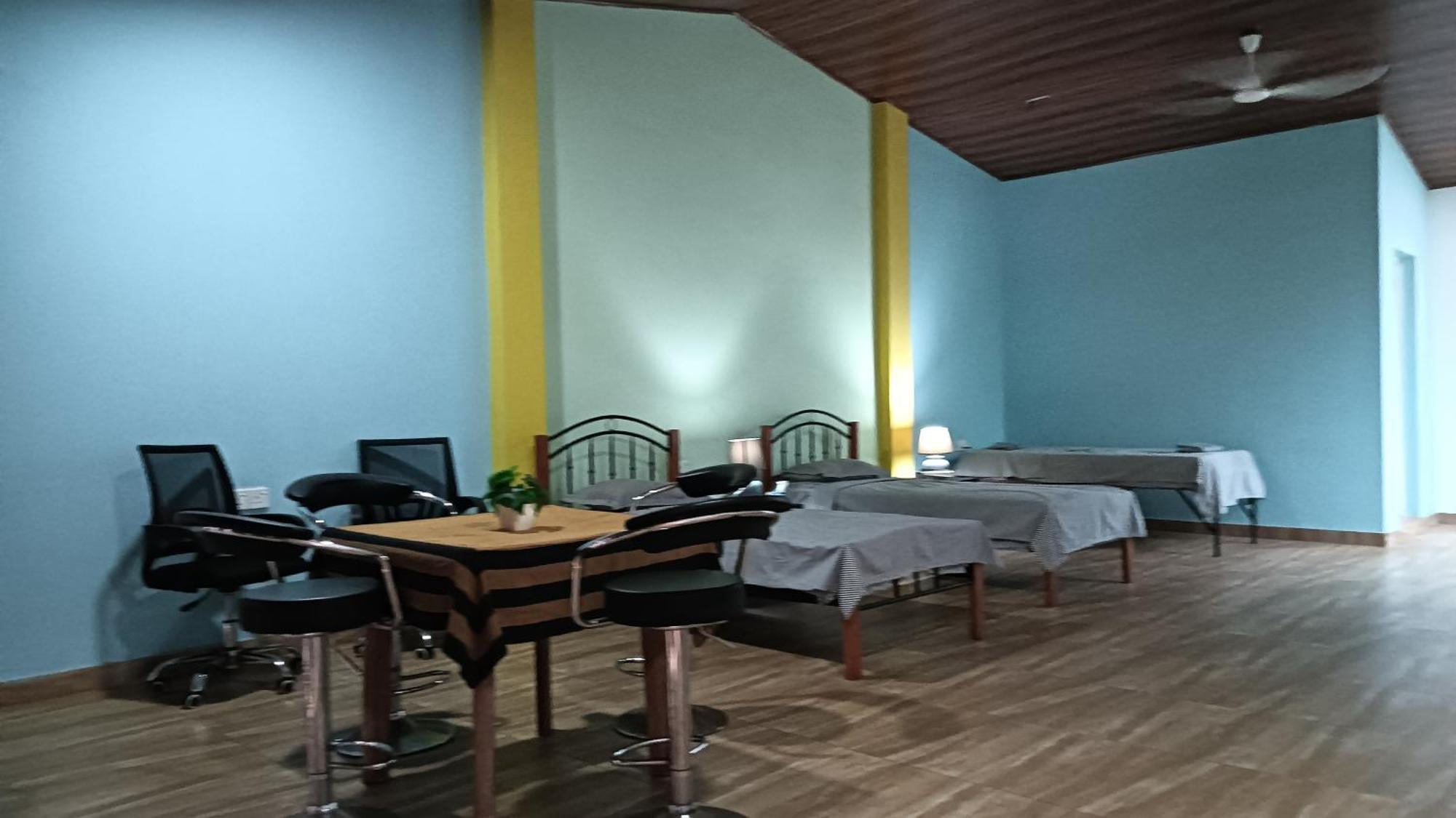 This Is It Airport Hotel And Restaurant Negombo Exteriör bild